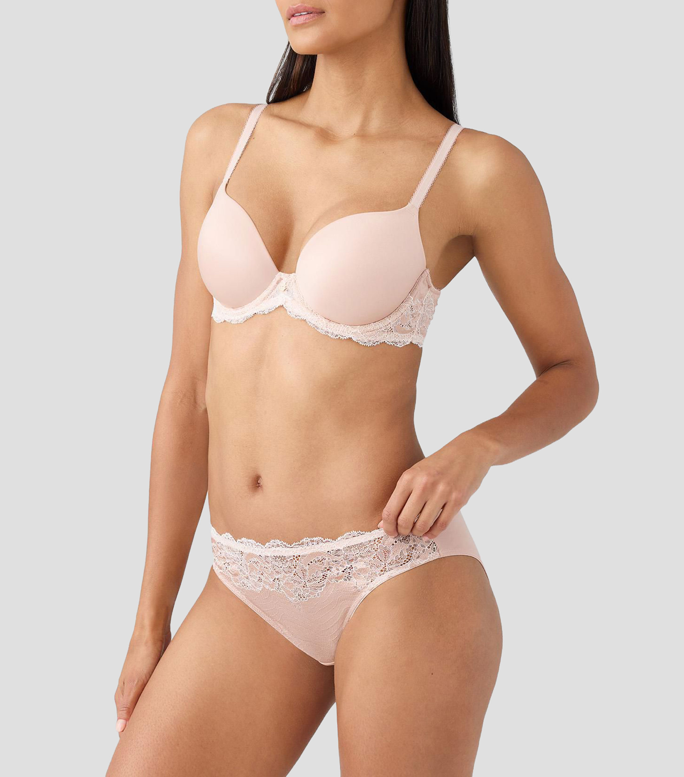 Brasier liso con encaje